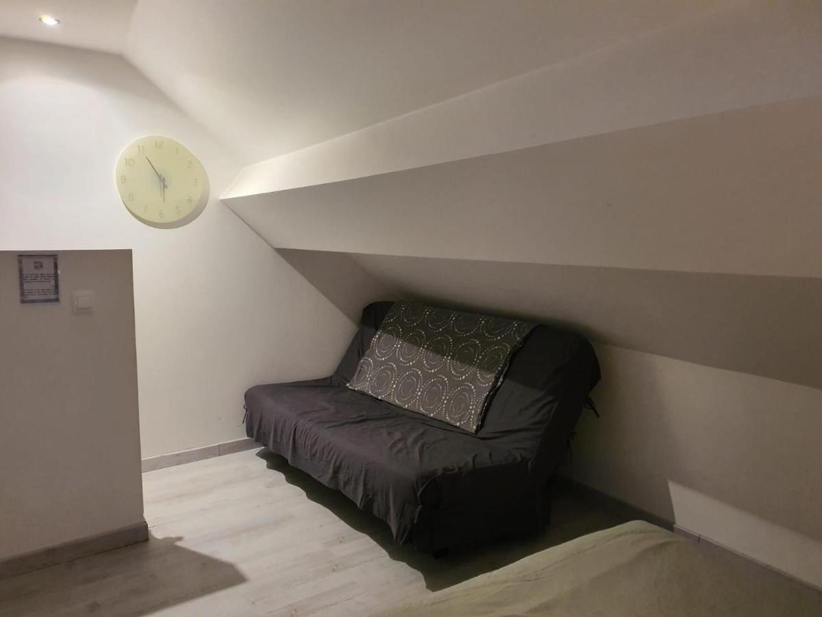 Appartement Villiers Sur Morin Proche De Disneyland Exterior foto